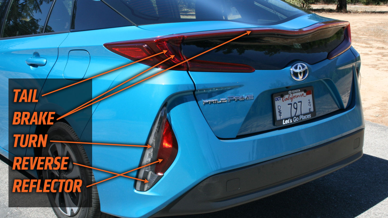 Illustration for article titled The 2017 Toyota Prius Prime Is A High-Tech Pretend Tesla That Gets Incredible Mileage
